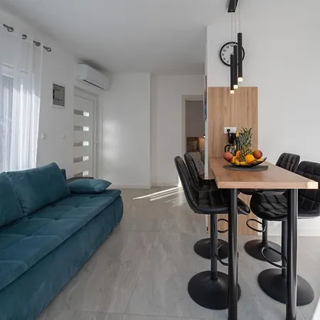 Luisa In Peroj - Haus Fuer 3-4 Personen Holiday home